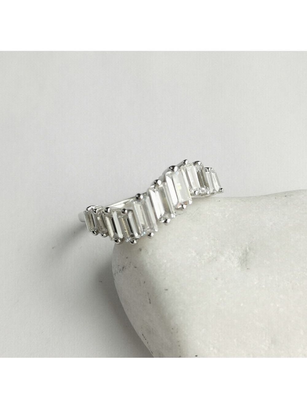 Sterling Silver CZ Ring size 8 🆕